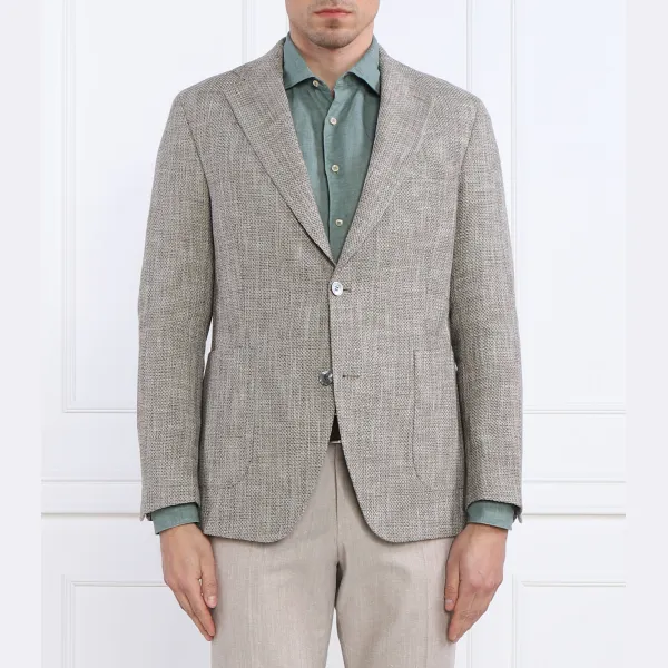 Элегантная куртка узкого кроя с нашивками-паром Oscar Jacobson, бежевый
Элегантная куртка узкого кроя с нашивками-паром Oscar Jacobson, бежевый