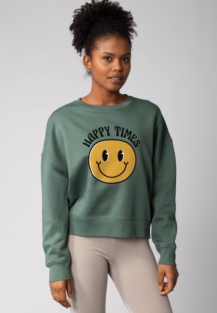 Толстовка watapparel HAPPY TIMES, Green Bay/Green
Толстовка watapparel HAPPY TIMES, Green Bay/Green