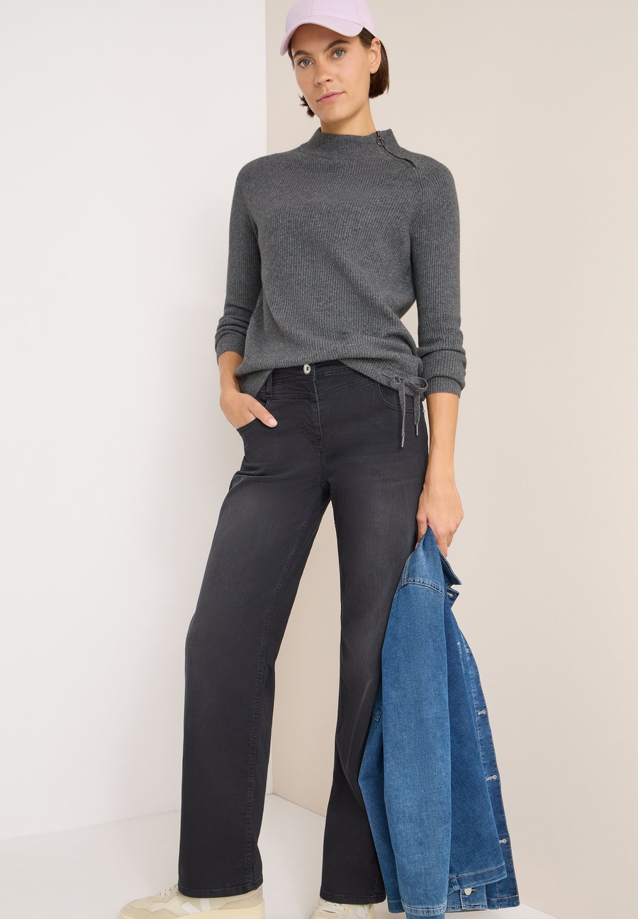 Джемпер Cecil Jumper, Grau/Mottled Dark Grey
Джемпер Cecil Jumper, Grau/Mottled Dark Grey