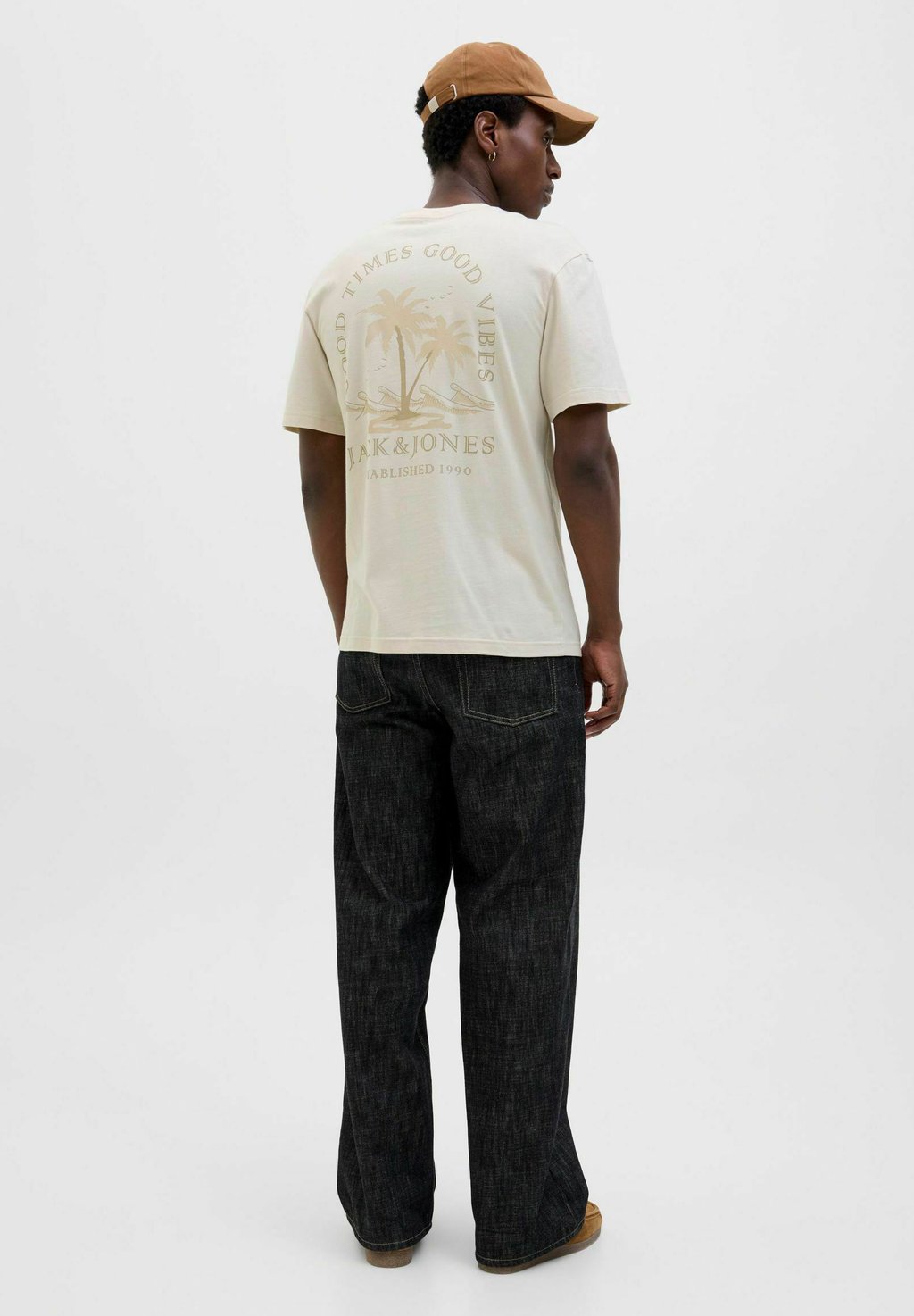 Футболка с принтом RÜCKEN RUNDHALSAUSSCHNITT Jack & Jones, кремовый
Футболка с принтом RÜCKEN RUNDHALSAUSSCHNITT Jack & Jones, кремовый