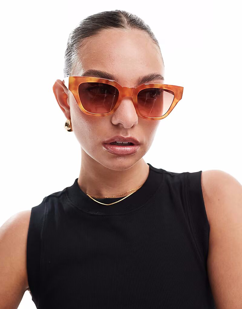 Солнцезащитные очки Kaws квадратной формы A.Kjaerbede цвета жженого янтаря
Солнцезащитные очки Kaws квадратной формы A.Kjaerbede цвета жженого янтаря