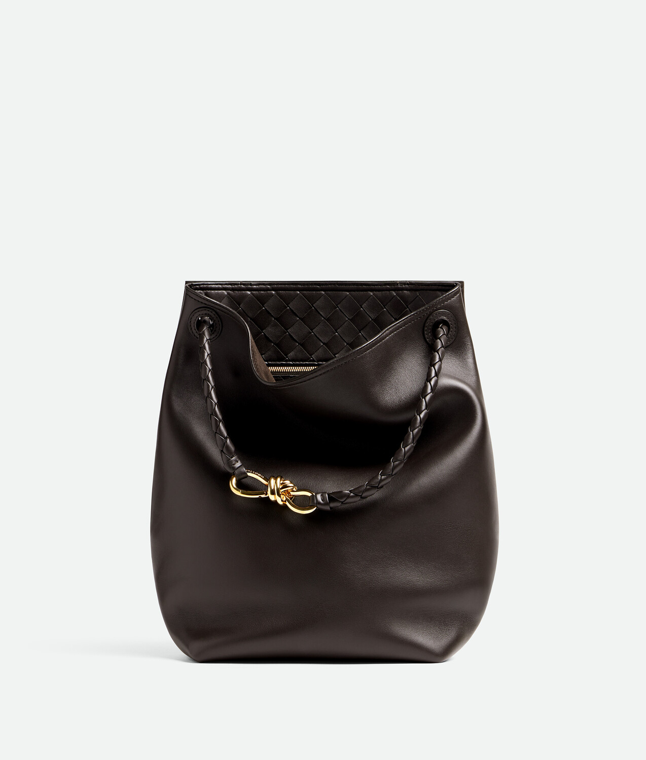 Andiamo bucket BOTTEGA VENETA, фондан
Andiamo bucket BOTTEGA VENETA, фондан