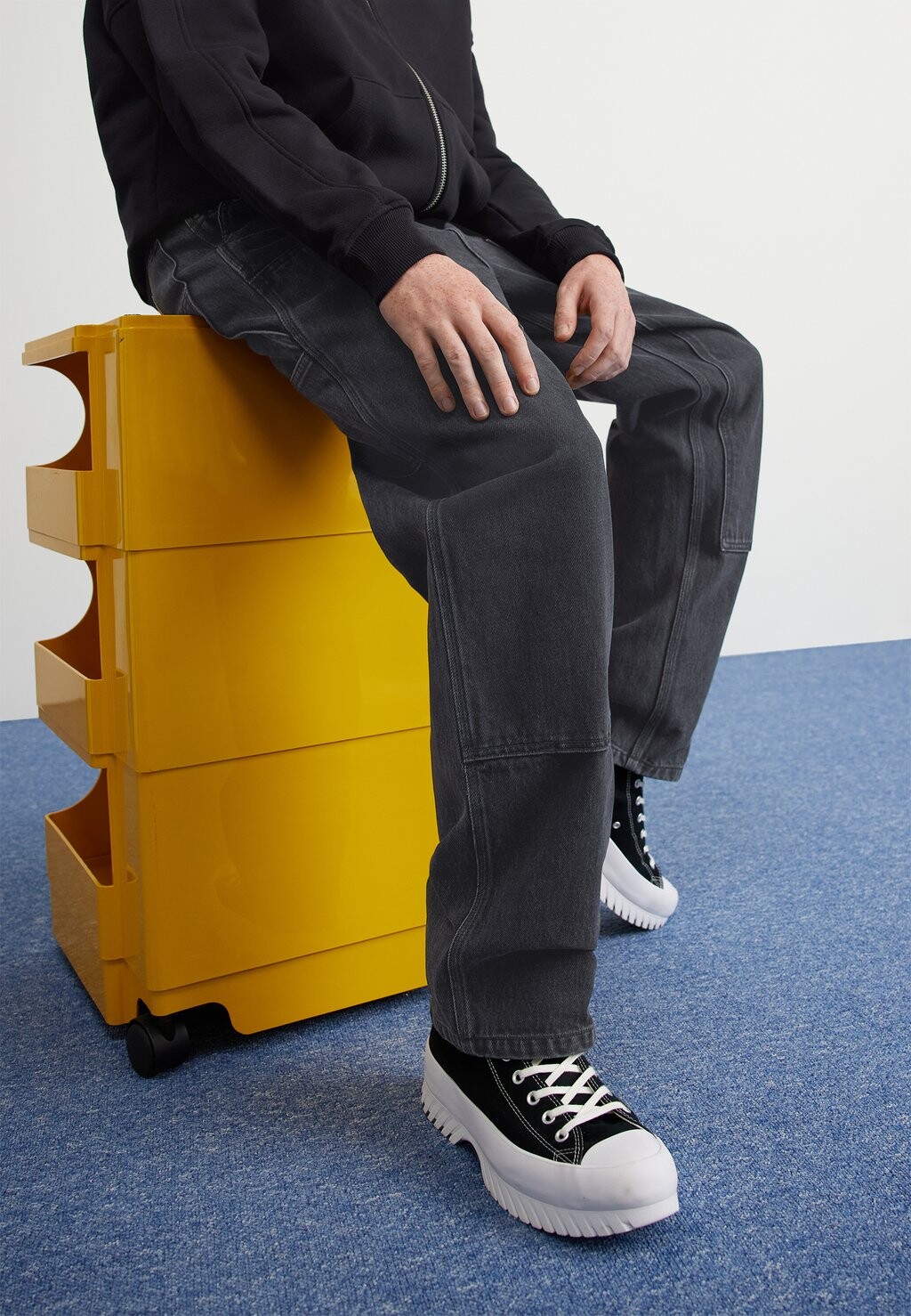 Джинсы свободного кроя Carhartt WIP DOUBLE KNEE PANT, цвет Black Stone Washed
Джинсы свободного кроя Carhartt WIP DOUBLE KNEE PANT, цвет Black Stone Washed