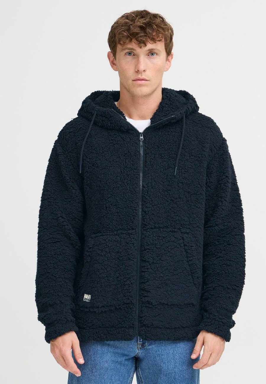 Флисовая куртка 11 Project PRDAAG TEDDY, Insignia Blue/Blue
Флисовая куртка 11 Project PRDAAG TEDDY, Insignia Blue/Blue