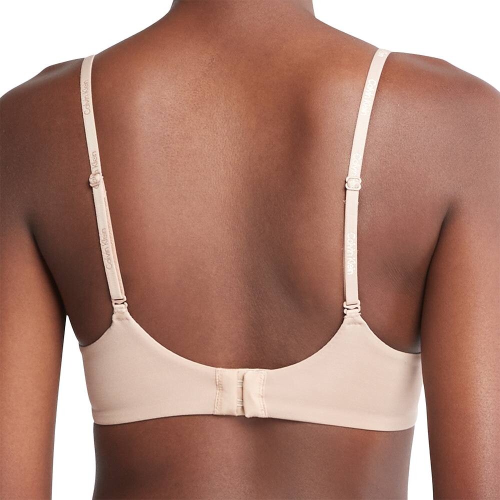 Женский бюстгальтер без косточек Calvin Klein Form to Body на легкой подкладке QF7618, цвет Cedar
Женский бюстгальтер без косточек Calvin Klein Form to Body на легкой подкладке QF7618, цвет Cedar