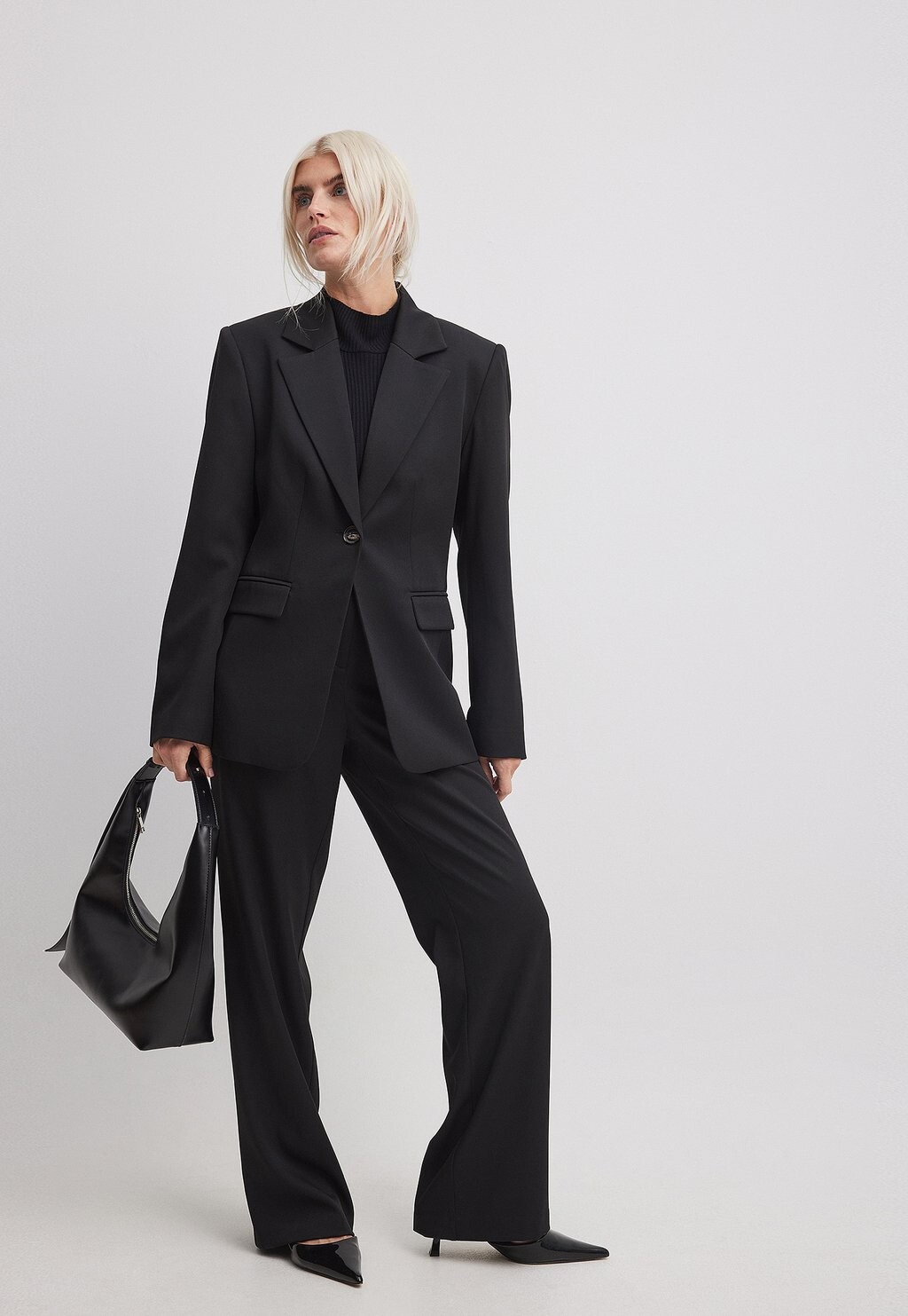 Блейзер NA-KD, черный
Блейзер NA-KD, черный