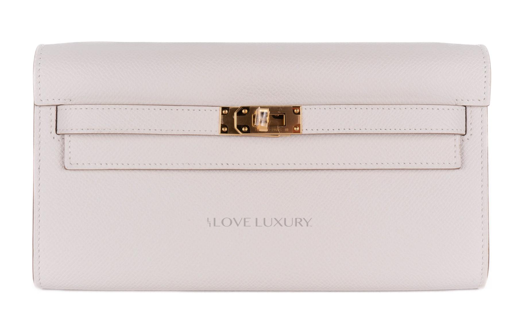 HERMES Epsom Calfskin Crossbody Bag Shoulder Bag Women's M4 Gris Pale Cream Gray
HERMES Epsom Calfskin Crossbody Bag Shoulder Bag Women's M4 Gris Pale Cream Gray