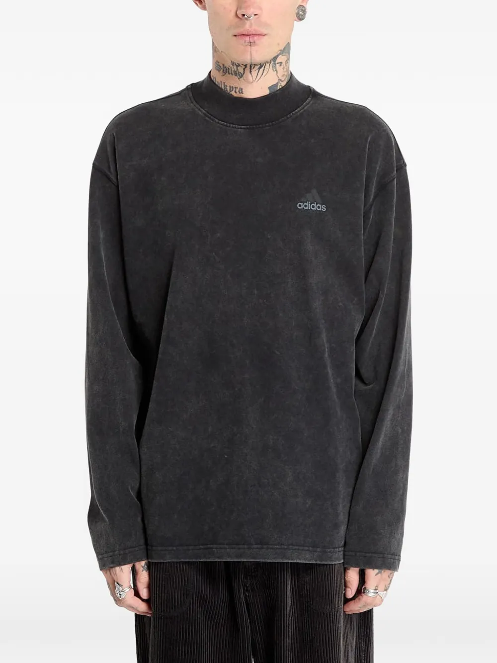 Футболка с графическим принтом Equipment Adidas, черный
Футболка с графическим принтом Equipment Adidas, черный