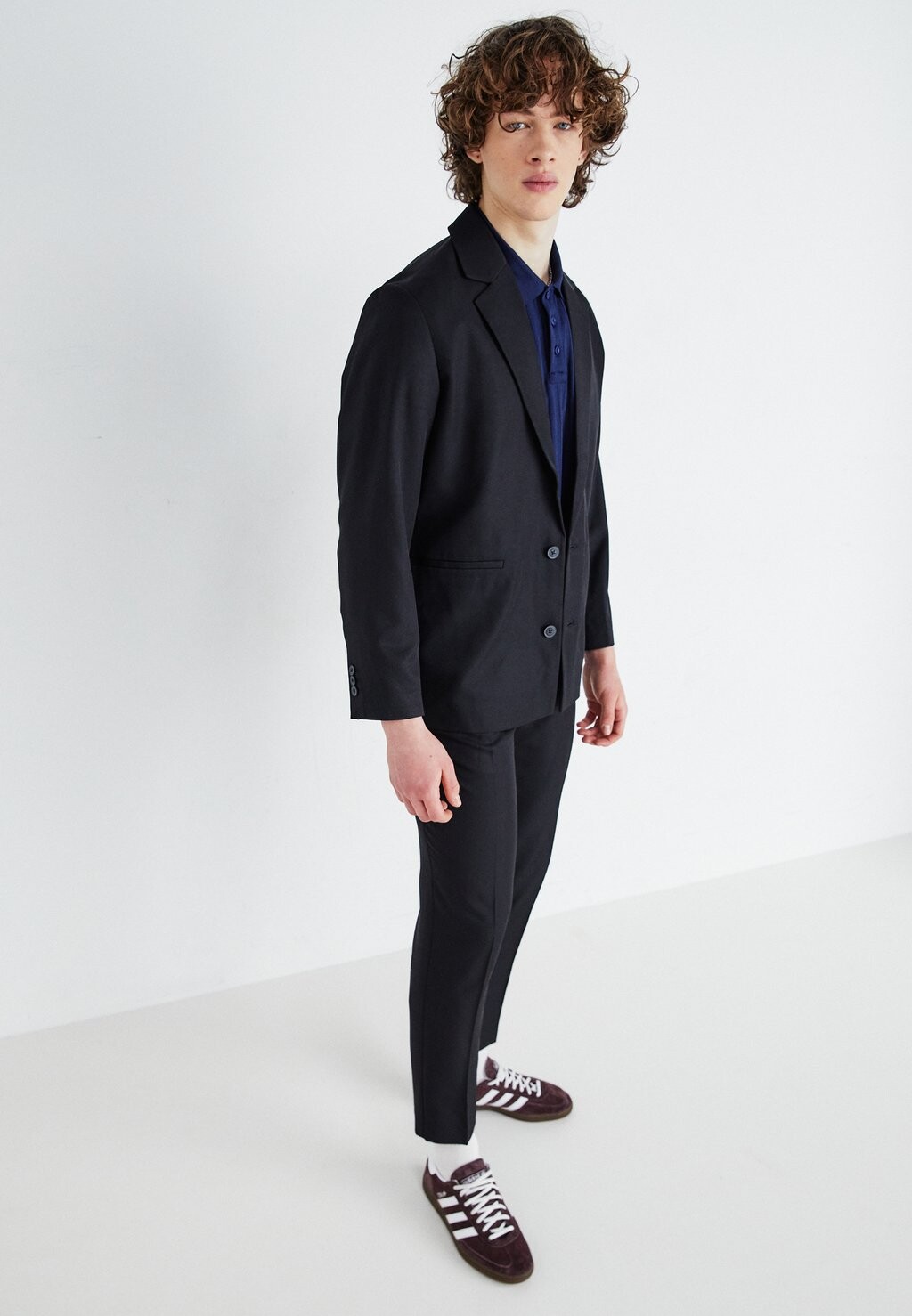 Костюм JPRCARTER Jack & Jones, цвет black onyx
Костюм JPRCARTER Jack & Jones, цвет black onyx