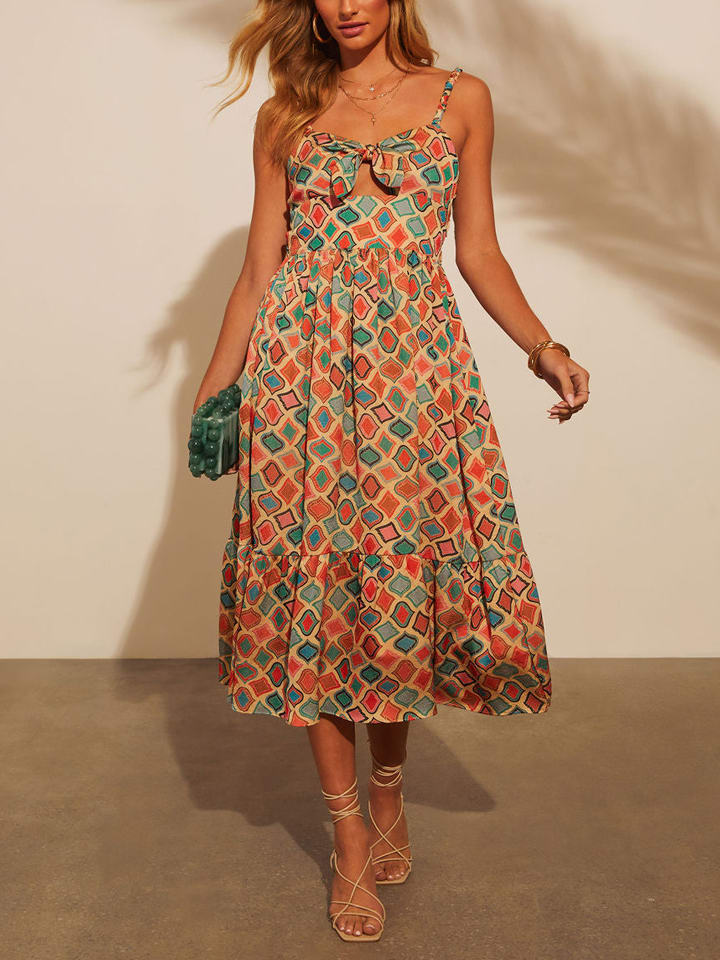 Платье до колена Milan Kiss
Платье до колена Milan Kiss