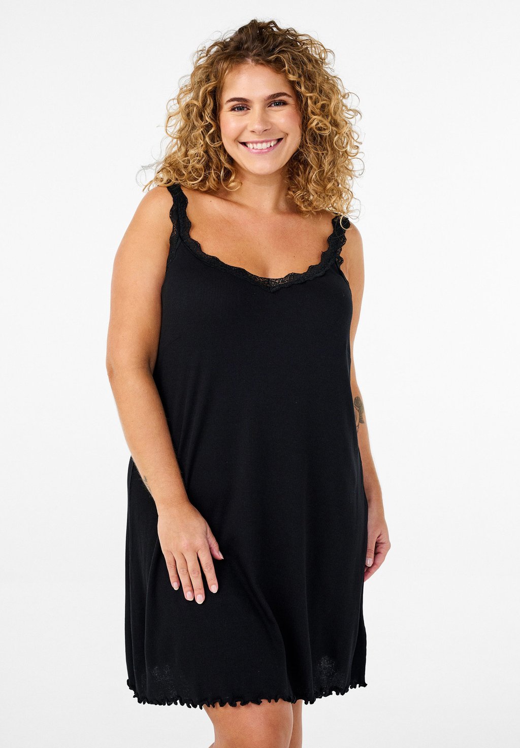 Ночная рубашка Zizzi, черный
Ночная рубашка Zizzi, черный