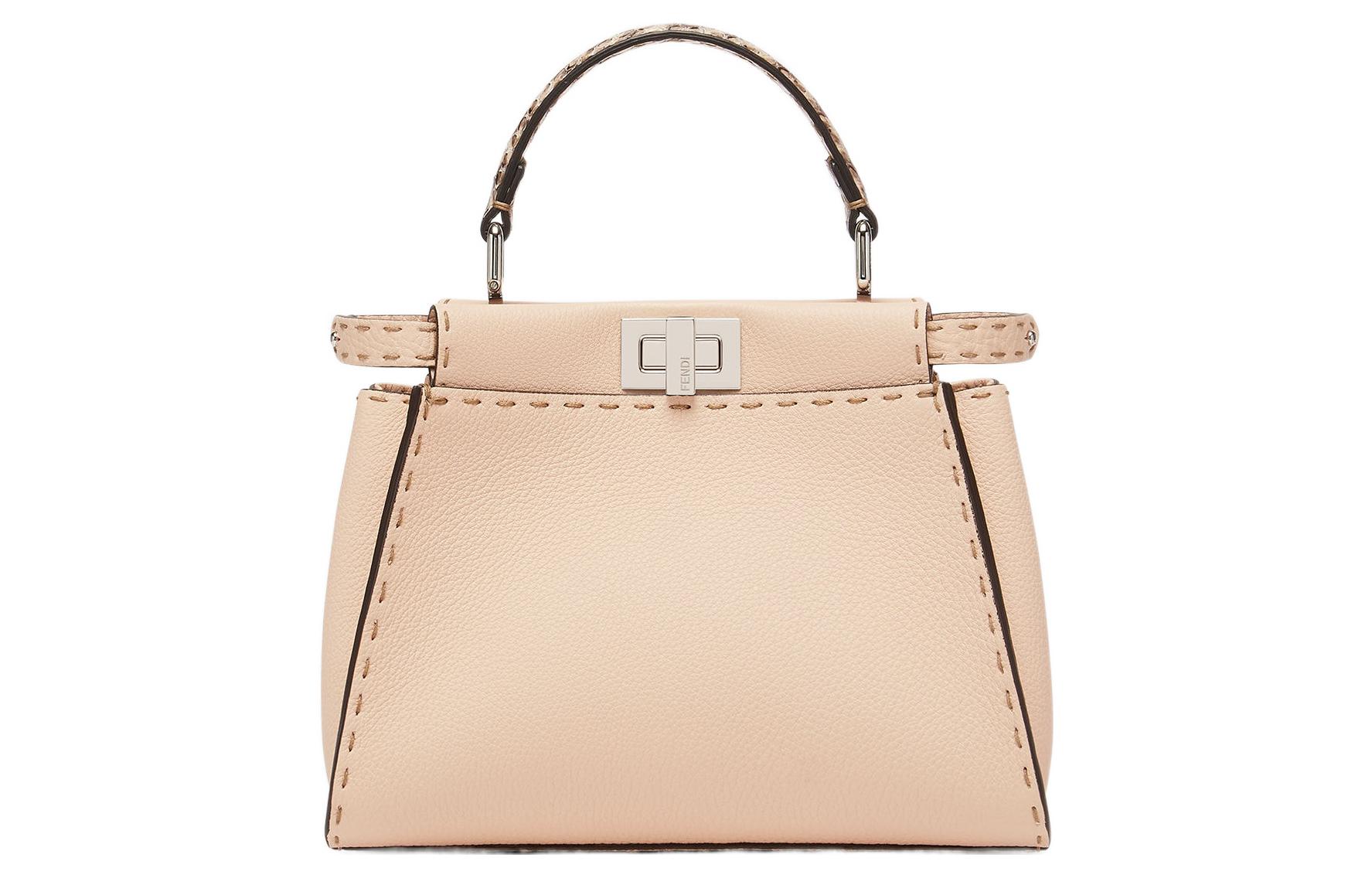 FENDI Сумка Peekaboo Mini женская розовая из кожи коровы и кожи змеи
FENDI Сумка Peekaboo Mini женская розовая из кожи коровы и кожи змеи