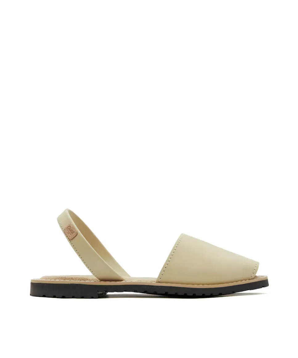 Сандалии унисекс с мягкой подошвой CASTELL MENORCA, белый
Сандалии унисекс с мягкой подошвой CASTELL MENORCA, белый