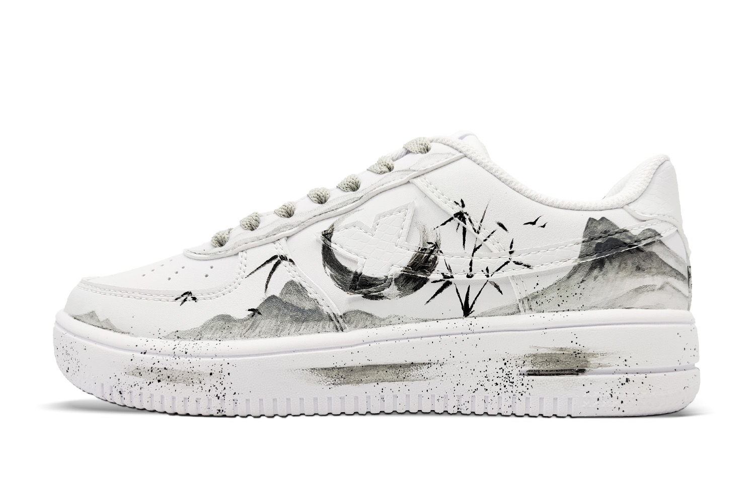 XTEP Кроссовки Air Force One с амортизацией, износостойкие, низкие, для скейтбординга, мужские, белые, черные
XTEP Кроссовки Air Force One с амортизацией, износостойкие, низкие, для скейтбординга, мужские, белые, черные