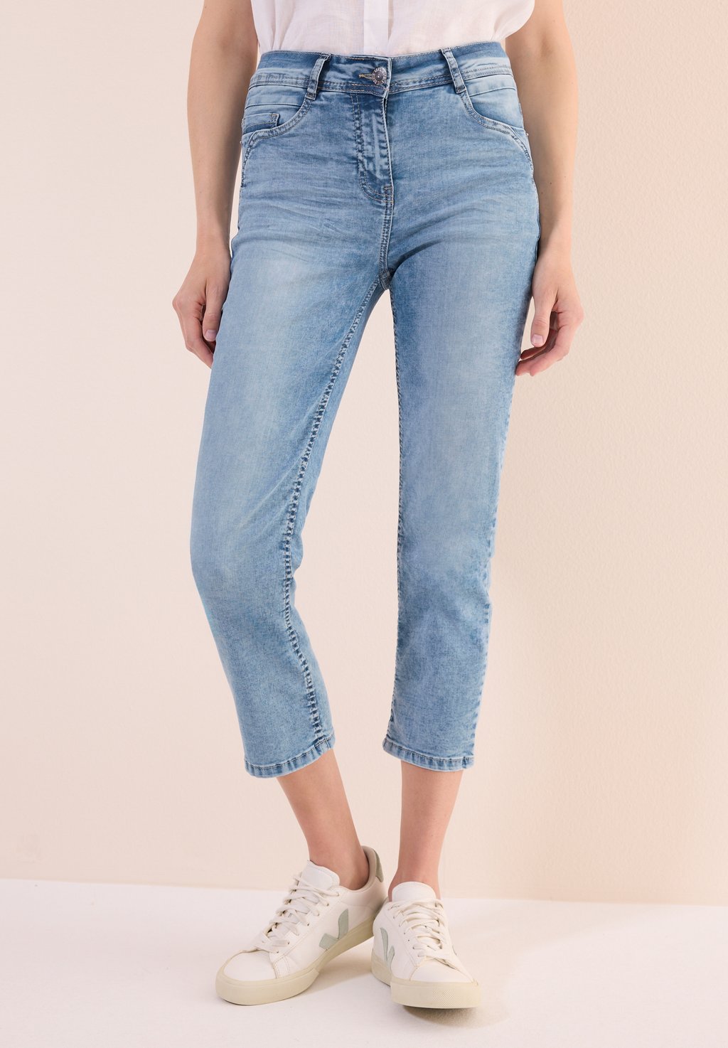 Джинсовые шорты Cecil, цвет Blau
Джинсовые шорты Cecil, цвет Blau