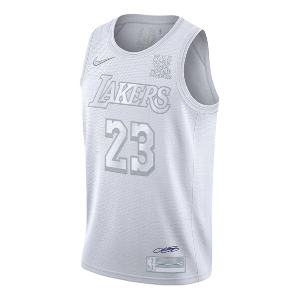 Майка Nike NBA Jersey LeBron James Lakers MVP . 23 White, белый
Майка Nike NBA Jersey LeBron James Lakers MVP . 23 White, белый