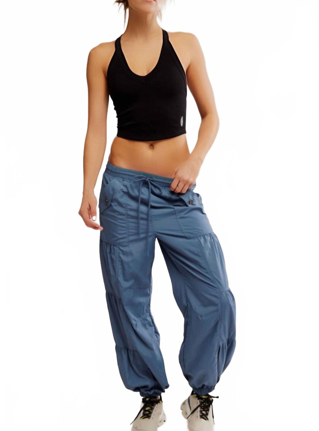 Прозрачный топ-комбинация с V-образным вырезом, черный Free People, черный
Прозрачный топ-комбинация с V-образным вырезом, черный Free People, черный