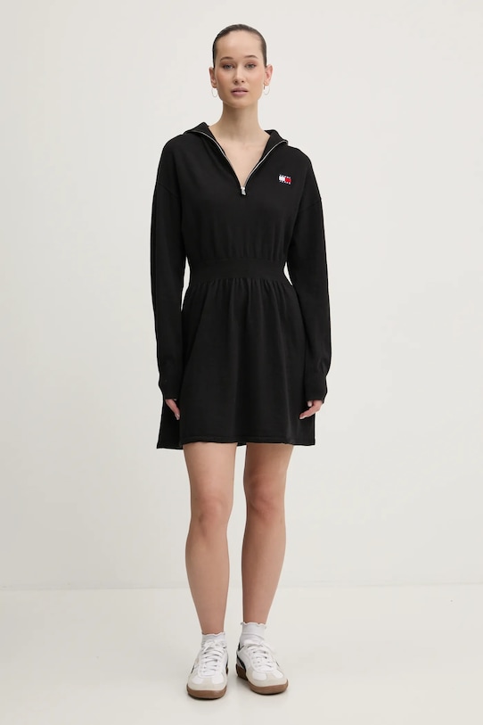 Платье с добавлением шерсти Tommy Jeans, черный
Платье с добавлением шерсти Tommy Jeans, черный