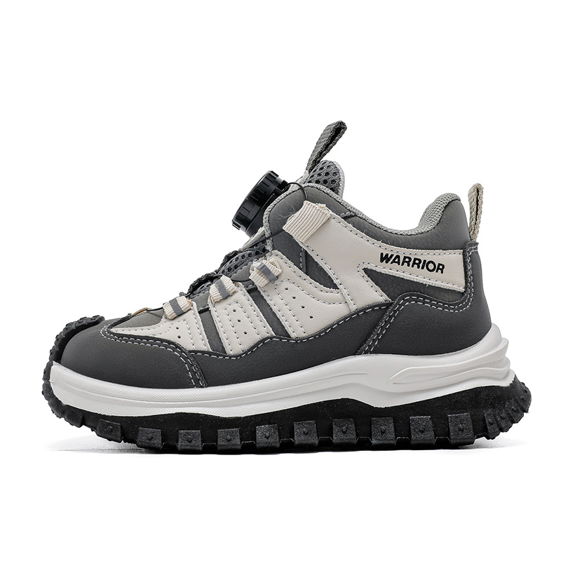 Детские повседневные кроссовки Kids WARRIOR, серый
Детские повседневные кроссовки Kids WARRIOR, серый