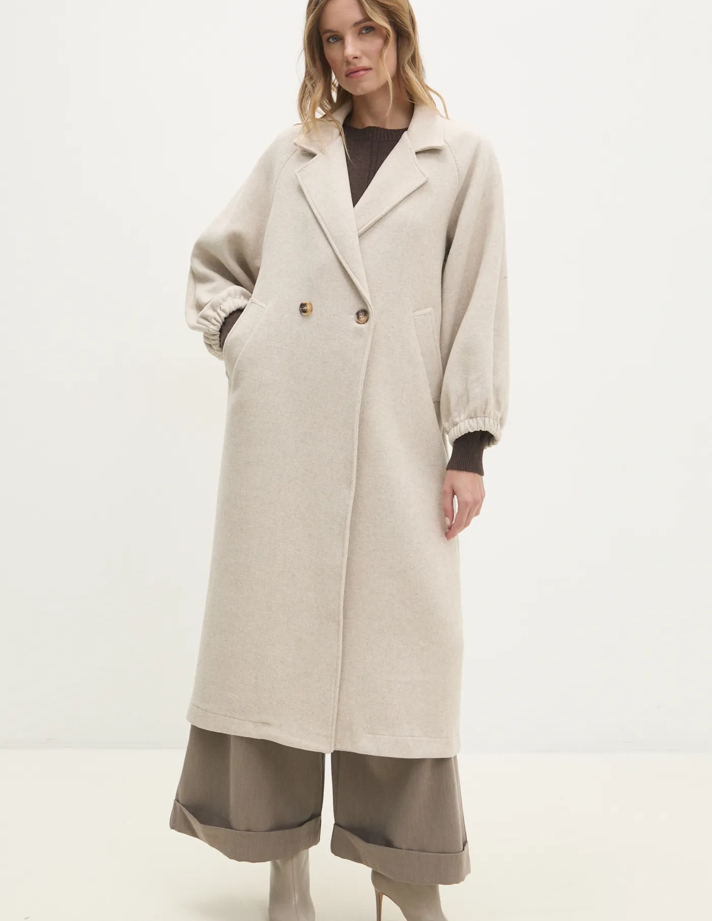 Шерстяное плащ Answear Lab, бежевый
Шерстяное плащ Answear Lab, бежевый