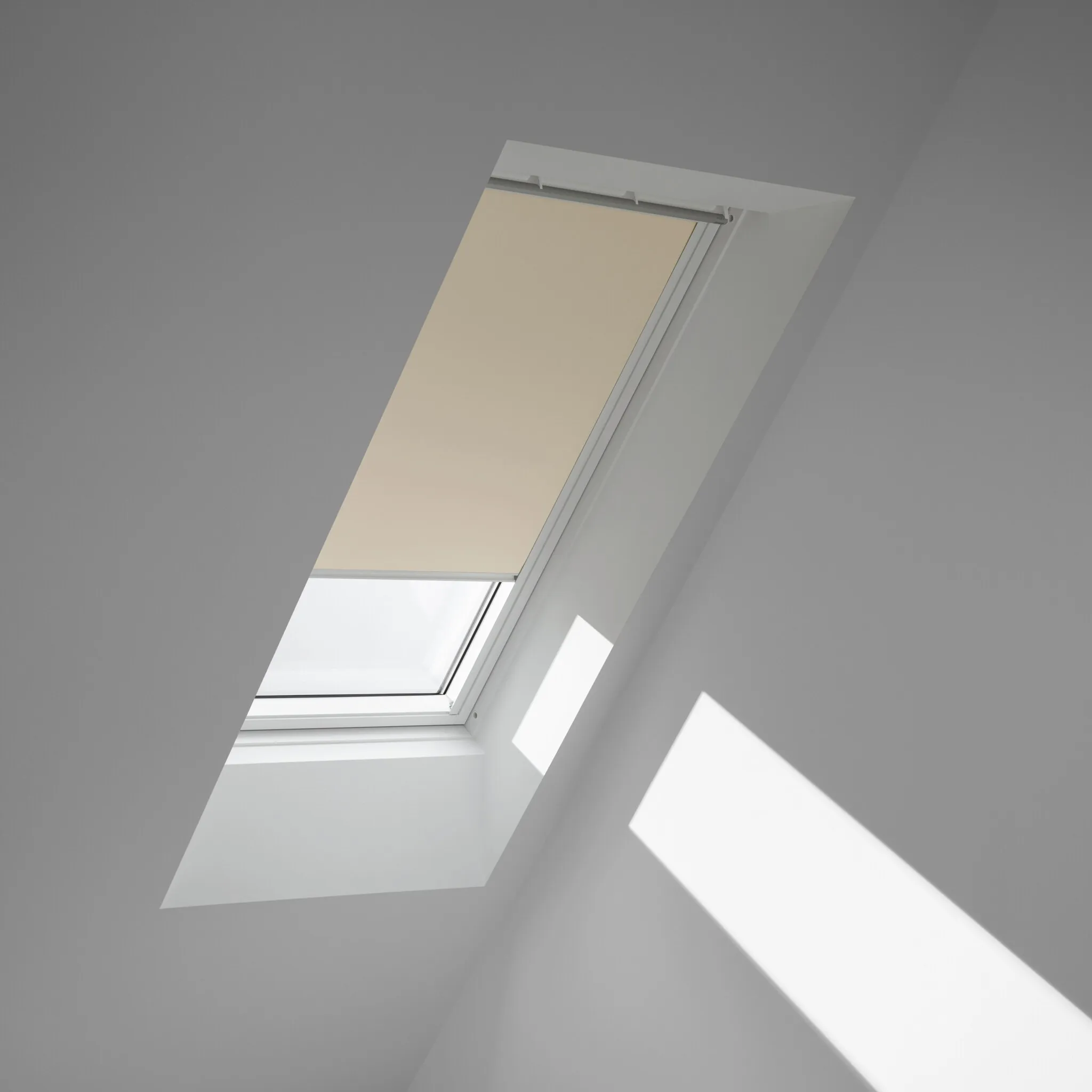 Затемняющие рулонные шторы VELUX «DKL FK06 1085SWL», затемнение, затемнение, без сверления, на направляющих, белые направляющие и ручка, цвет Hellbeige + weiß
Затемняющие рулонные шторы VELUX «DKL FK06 1085SWL», затемнение, затемнение, без сверления, на направляющих, белые направляющие и ручка, цвет Hellbeige + weiß