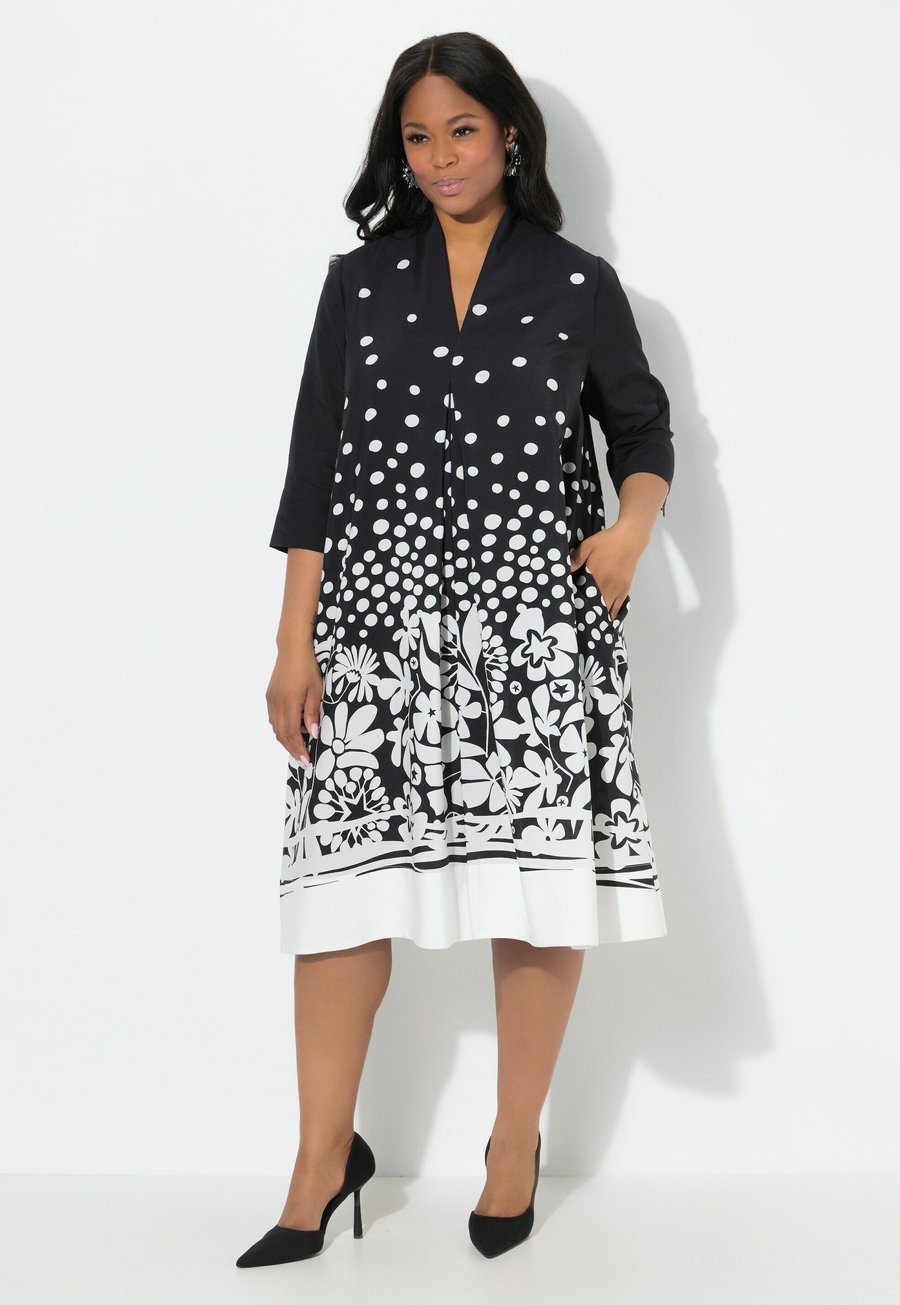 Платье Ulla Popken FLOWER 3/4 SLEEVE, Black
Платье Ulla Popken FLOWER 3/4 SLEEVE, Black