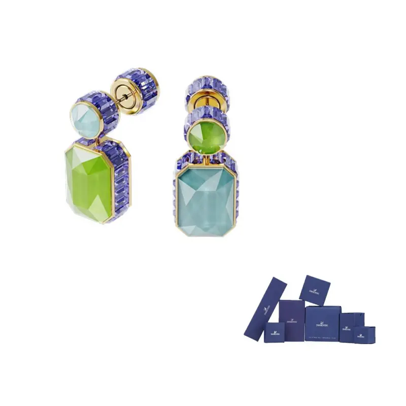 Хромированные асимметричные серьги Chroma Swarovski
Хромированные асимметричные серьги Chroma Swarovski