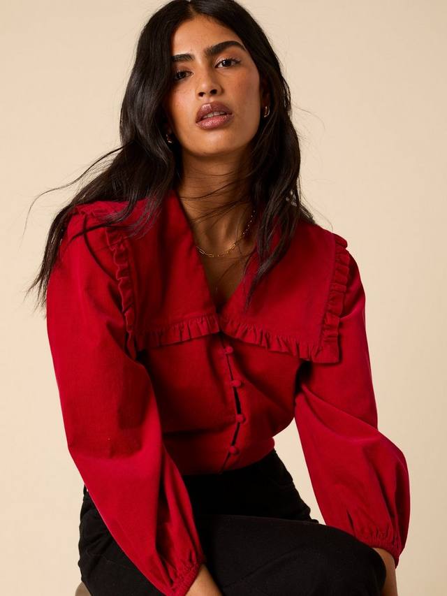 Блуза Eloise с воротником питер пэн Nobody's Child, Red
Блуза Eloise с воротником питер пэн Nobody's Child, Red