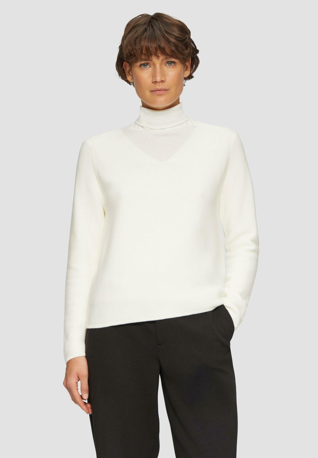 Свитер PFLEGELEICHTER AUS MIT V-AUSSCHNITT s.Oliver, слоновая кость
Свитер PFLEGELEICHTER AUS MIT V-AUSSCHNITT s.Oliver, слоновая кость