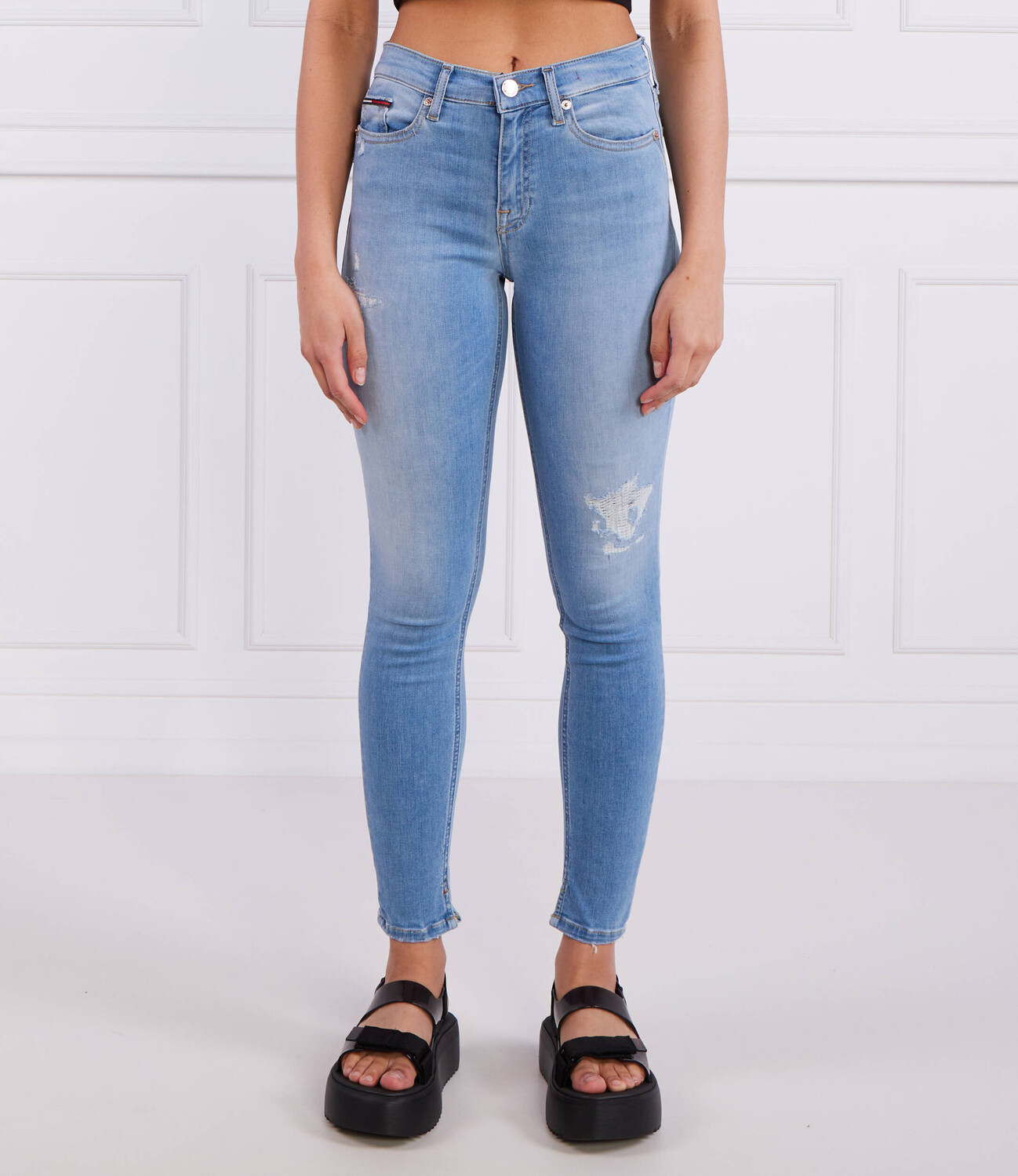 Джинсы Tommy Jeans NORA Skinny fit, синий
Джинсы Tommy Jeans NORA Skinny fit, синий