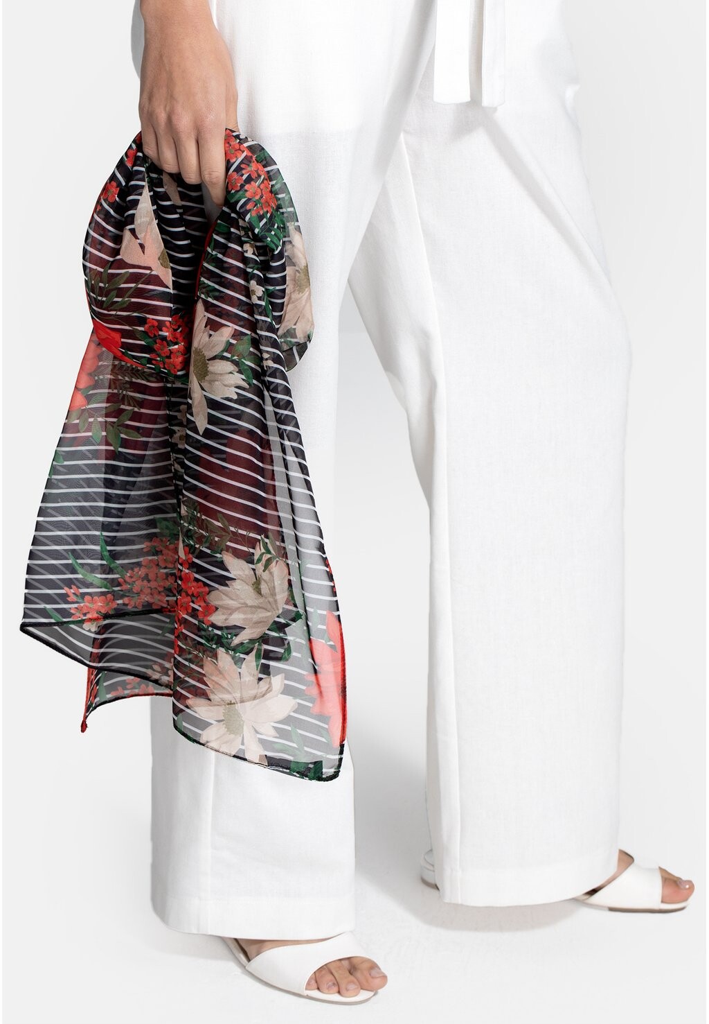 Шарф HotSquash, черный
Шарф HotSquash, черный