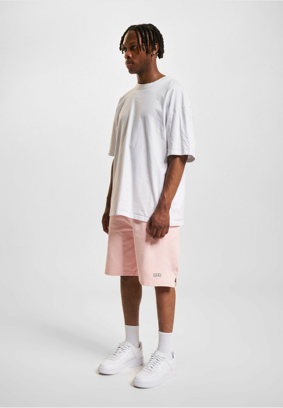 Шорты DEF Shorts, Pink
Шорты DEF Shorts, Pink