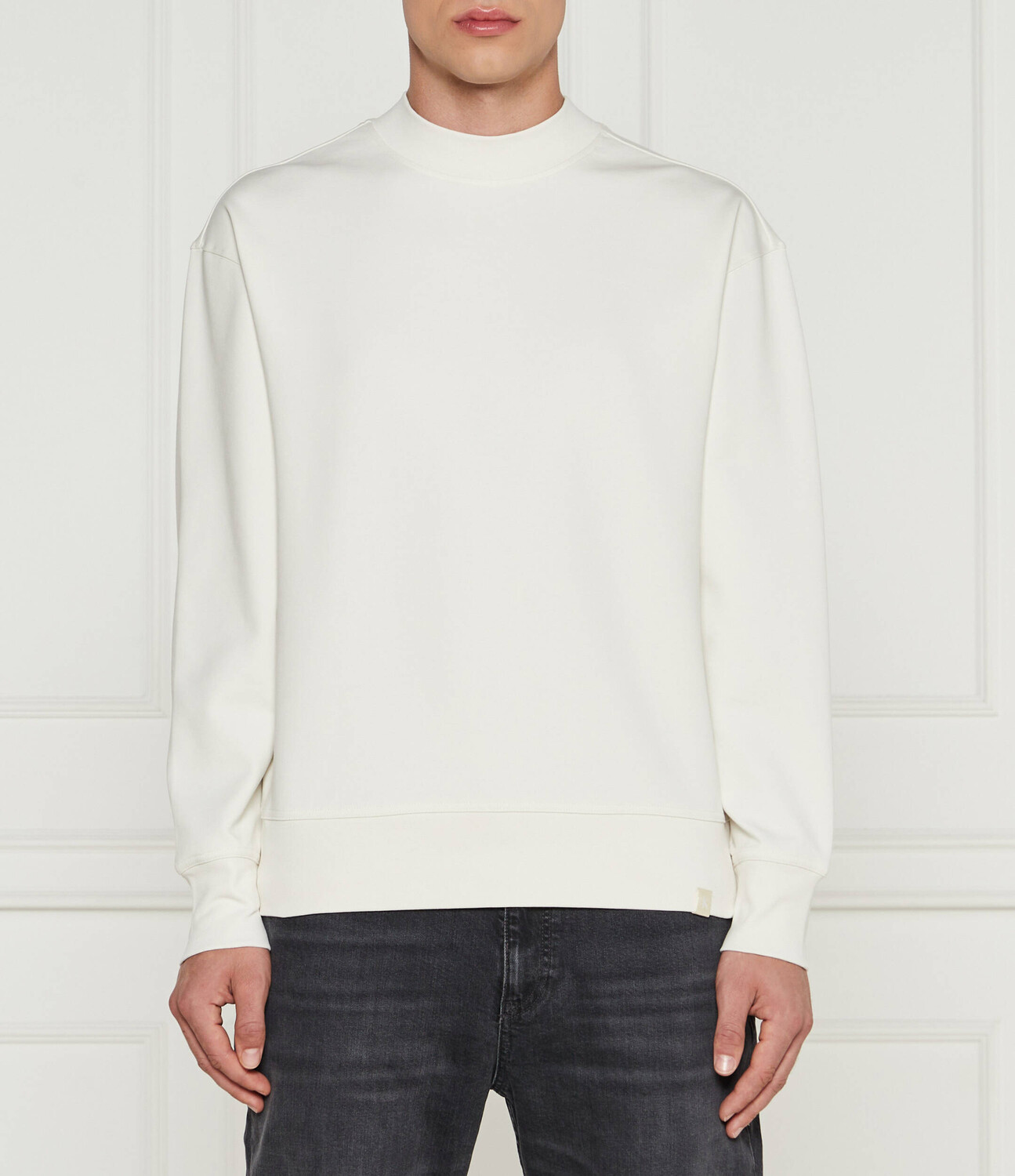 Толстовка CALVIN KLEIN JEANS Regular Fit, экрю
Толстовка CALVIN KLEIN JEANS Regular Fit, экрю