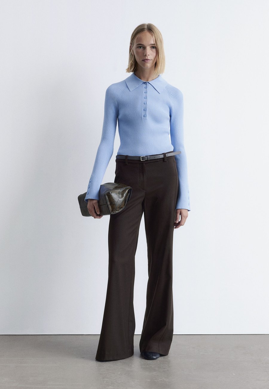 Брюки & other stories FLARED , Dark Brown
Брюки & other stories FLARED , Dark Brown