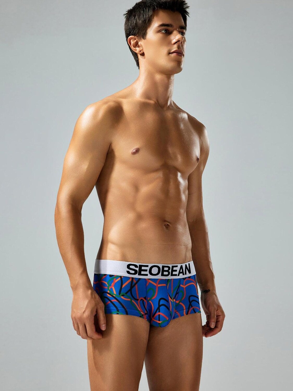 SEOBEAN Боксеры 'Messy Lines' в синем цвете
SEOBEAN Боксеры 'Messy Lines' в синем цвете