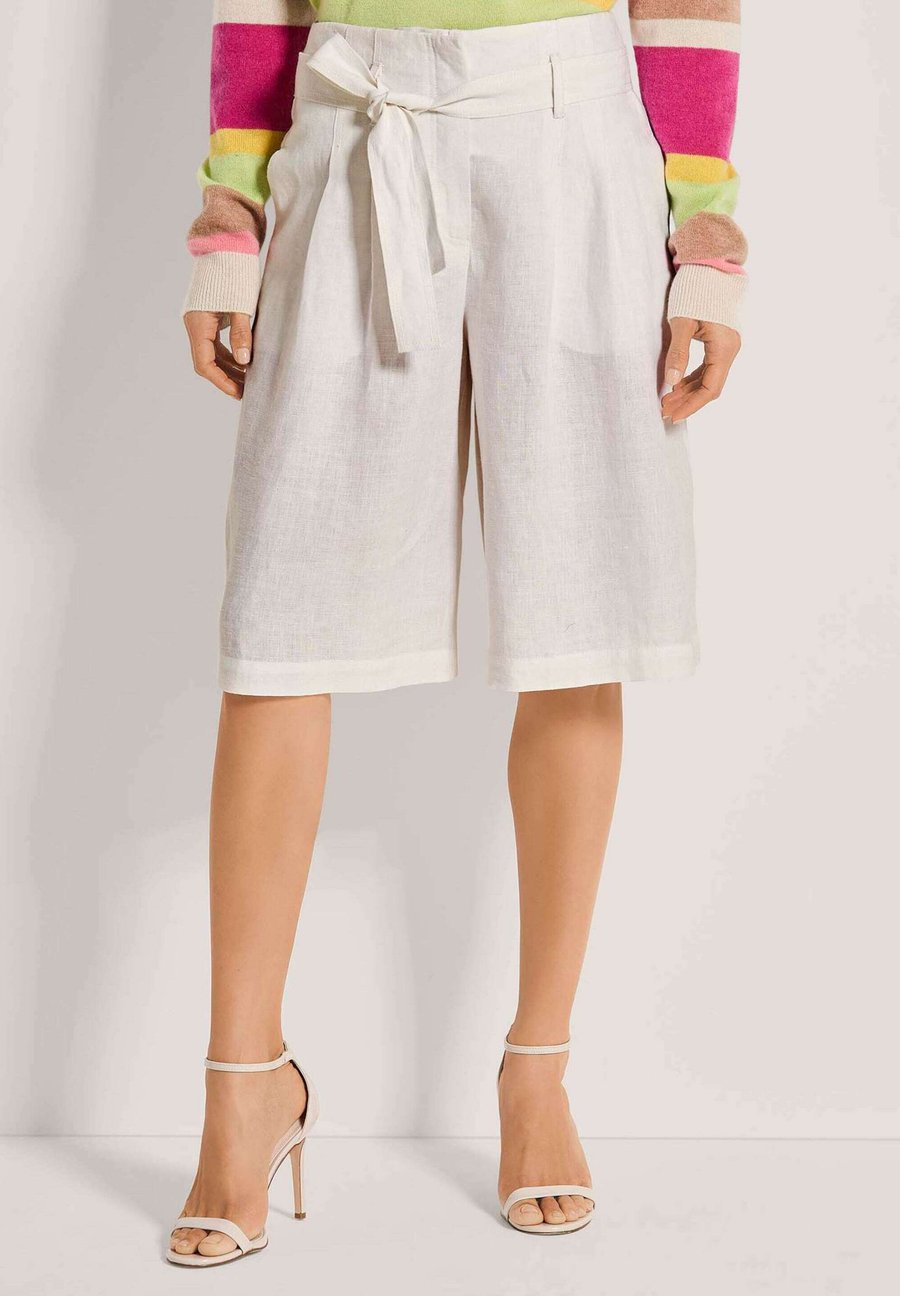 Шорты MADELEINE Shorts, Pearl White/White
Шорты MADELEINE Shorts, Pearl White/White