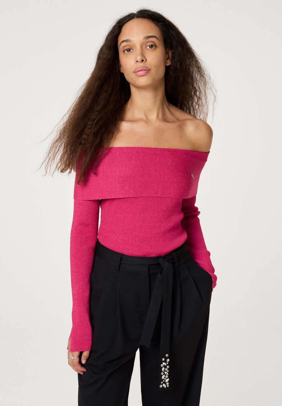 Джемпер Fabienne Chapot Jumper, Bright Pink/Pink
Джемпер Fabienne Chapot Jumper, Bright Pink/Pink