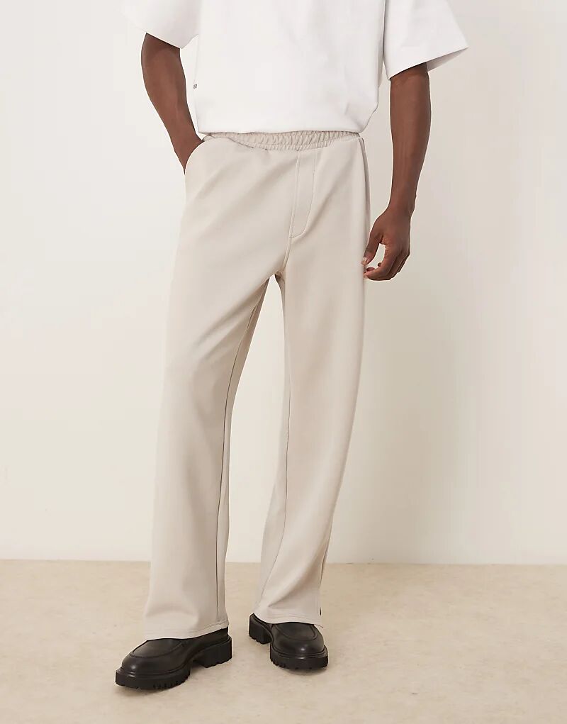 Широкие элегантные спортивные брюки ASOS DESIGN из бежевой ткани в стиле «скуба»
Широкие элегантные спортивные брюки ASOS DESIGN из бежевой ткани в стиле «скуба»