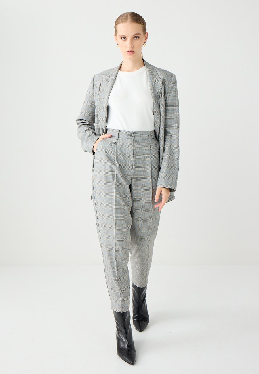 Брюки Jimmy Key Trousers, Grey
Брюки Jimmy Key Trousers, Grey