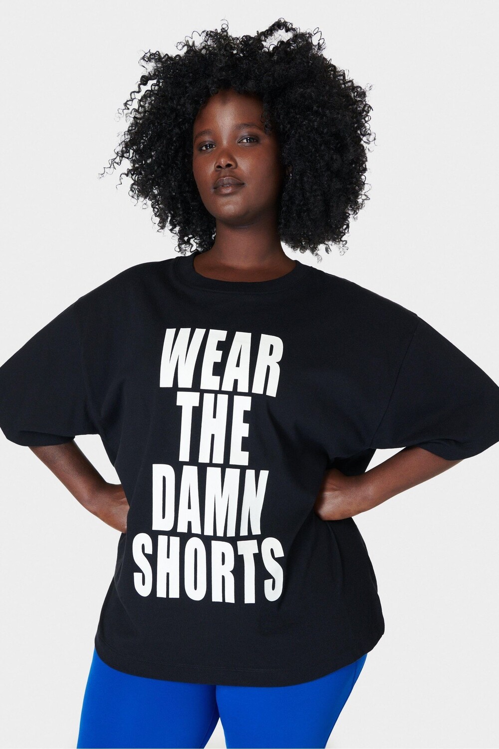 Надень футболку с чертовыми шортами Sweaty Betty, черный
Надень футболку с чертовыми шортами Sweaty Betty, черный