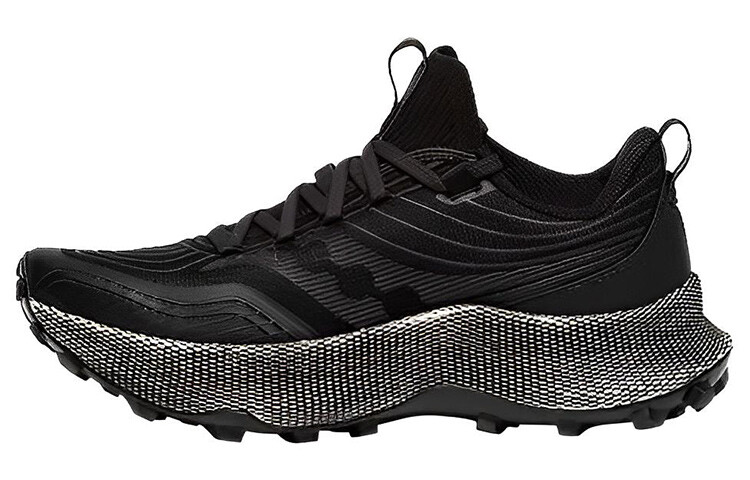 Кроссовки женские с низким верхом, черные Saucony
Кроссовки женские с низким верхом, черные Saucony