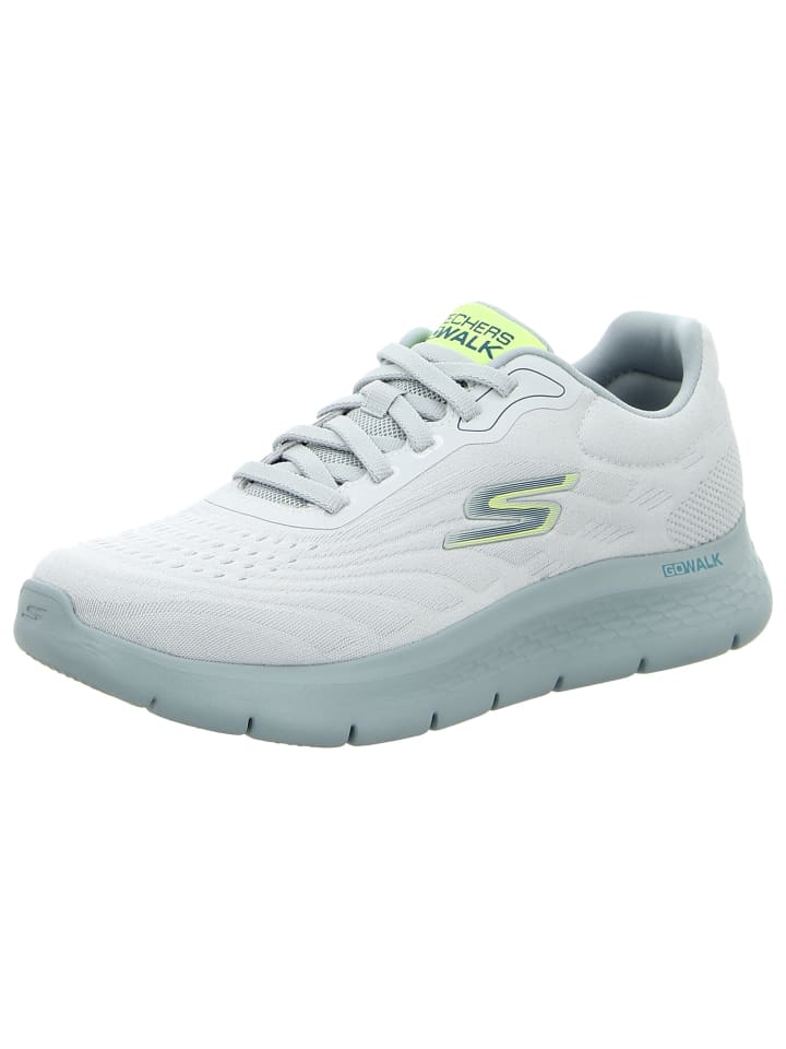 Белые низкие кеды Skechers
Белые низкие кеды Skechers