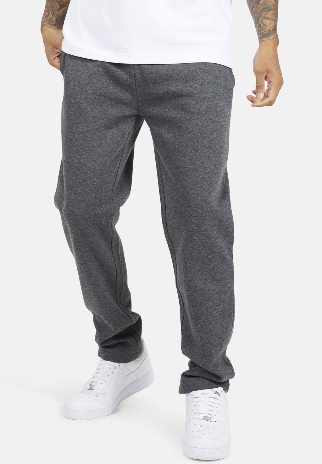 Спортивные штаны Brave Soul, серый
Спортивные штаны Brave Soul, серый