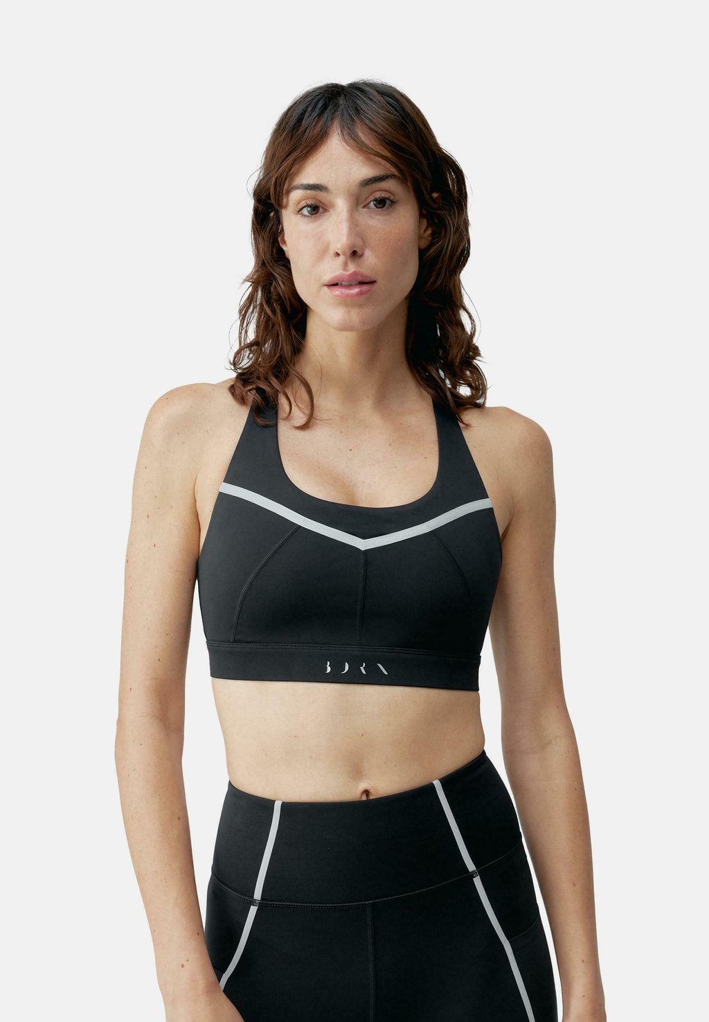 Топ Born Living Yoga, черный
Топ Born Living Yoga, черный