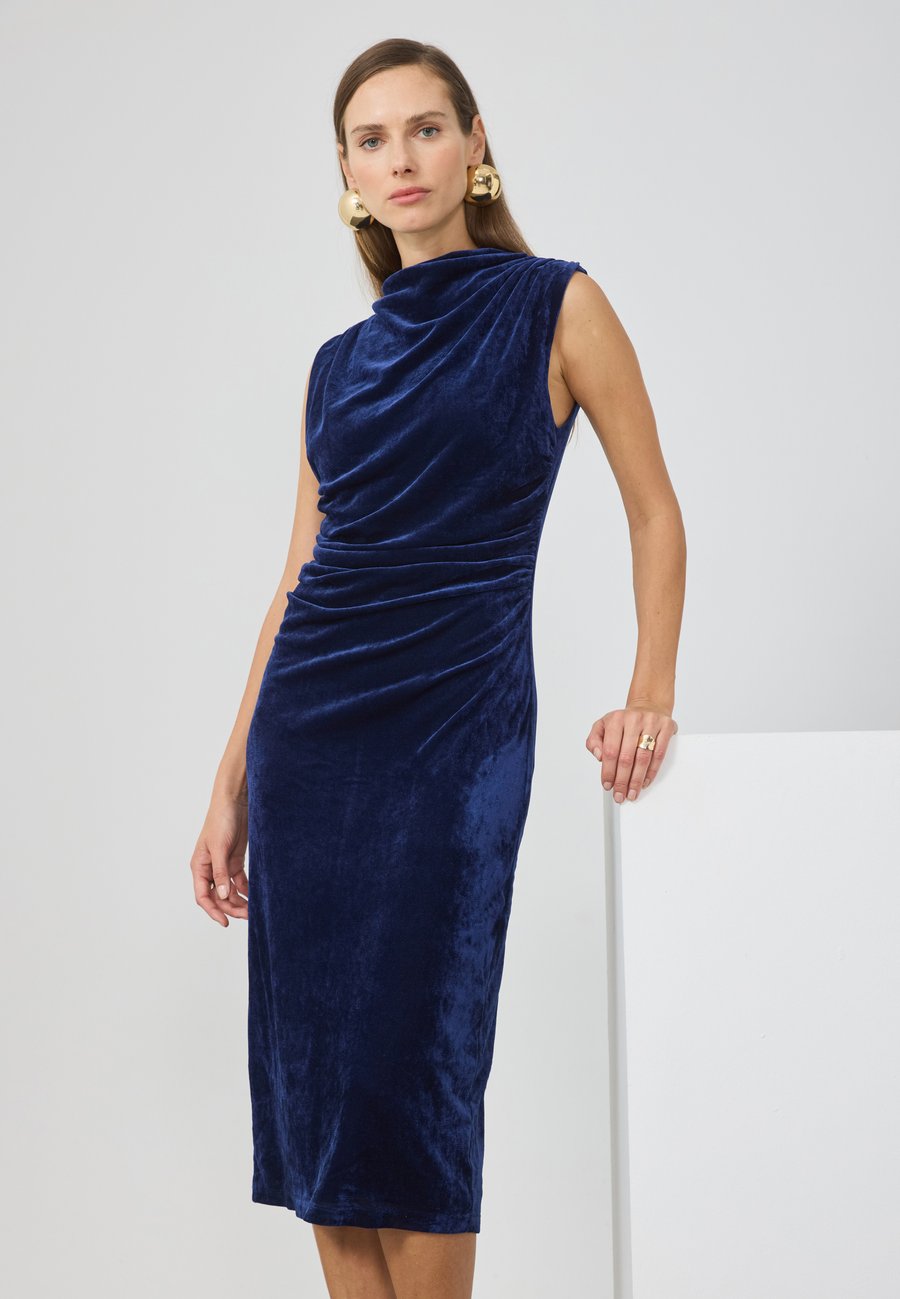 Платье Anna Field Shift dress, Navy/Dark Blue
Платье Anna Field Shift dress, Navy/Dark Blue