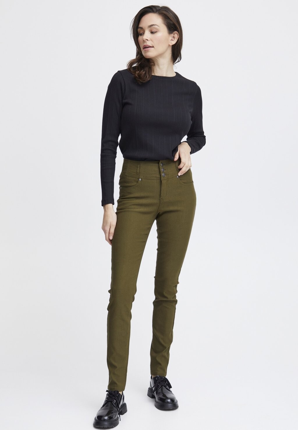 Джинсы облегающего кроя ZALIN Fransa, цвет Evergreen
Джинсы облегающего кроя ZALIN Fransa, цвет Evergreen