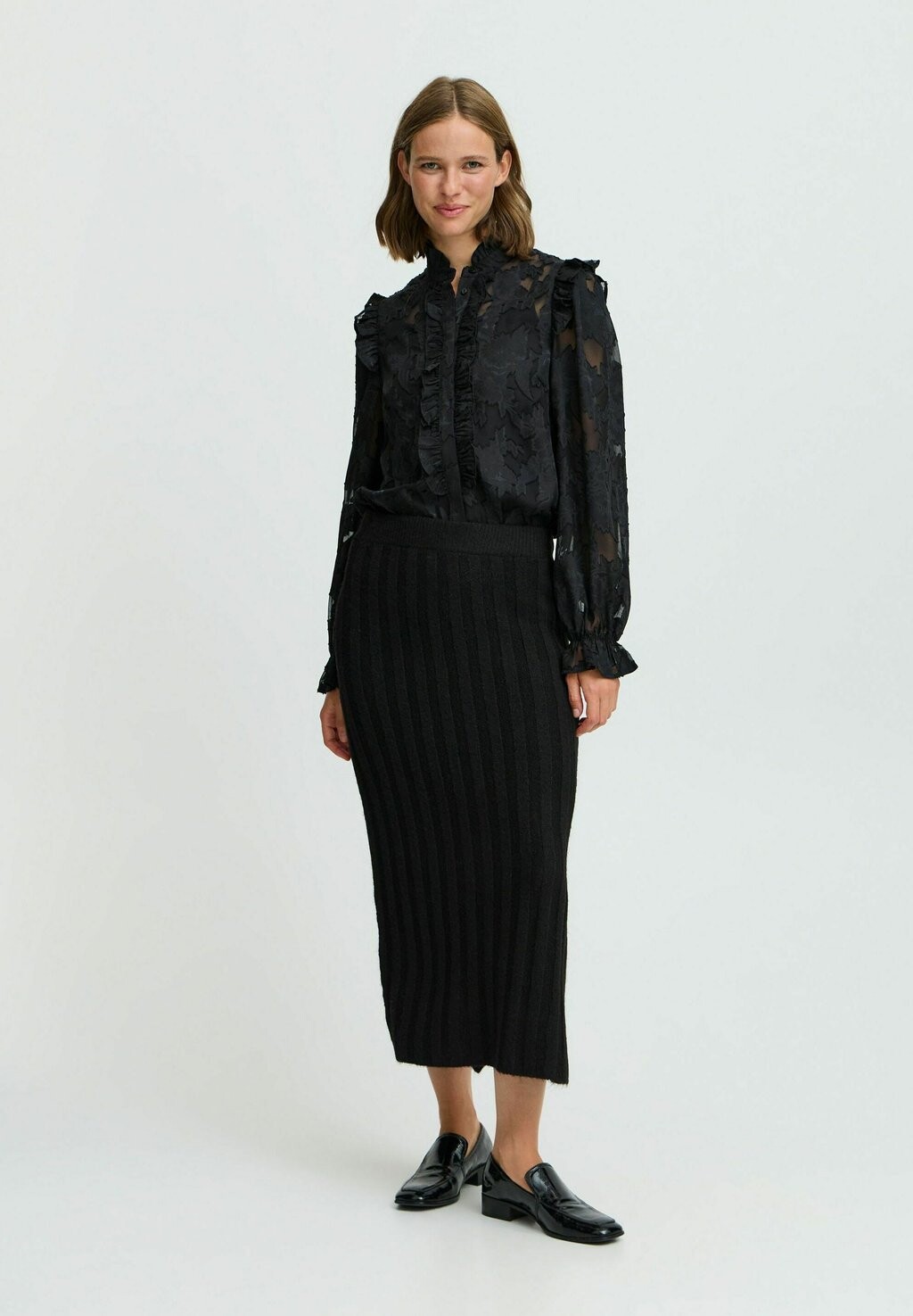 Юбка-карандаш MARIANNE SLIM b.young, черный
Юбка-карандаш MARIANNE SLIM b.young, черный