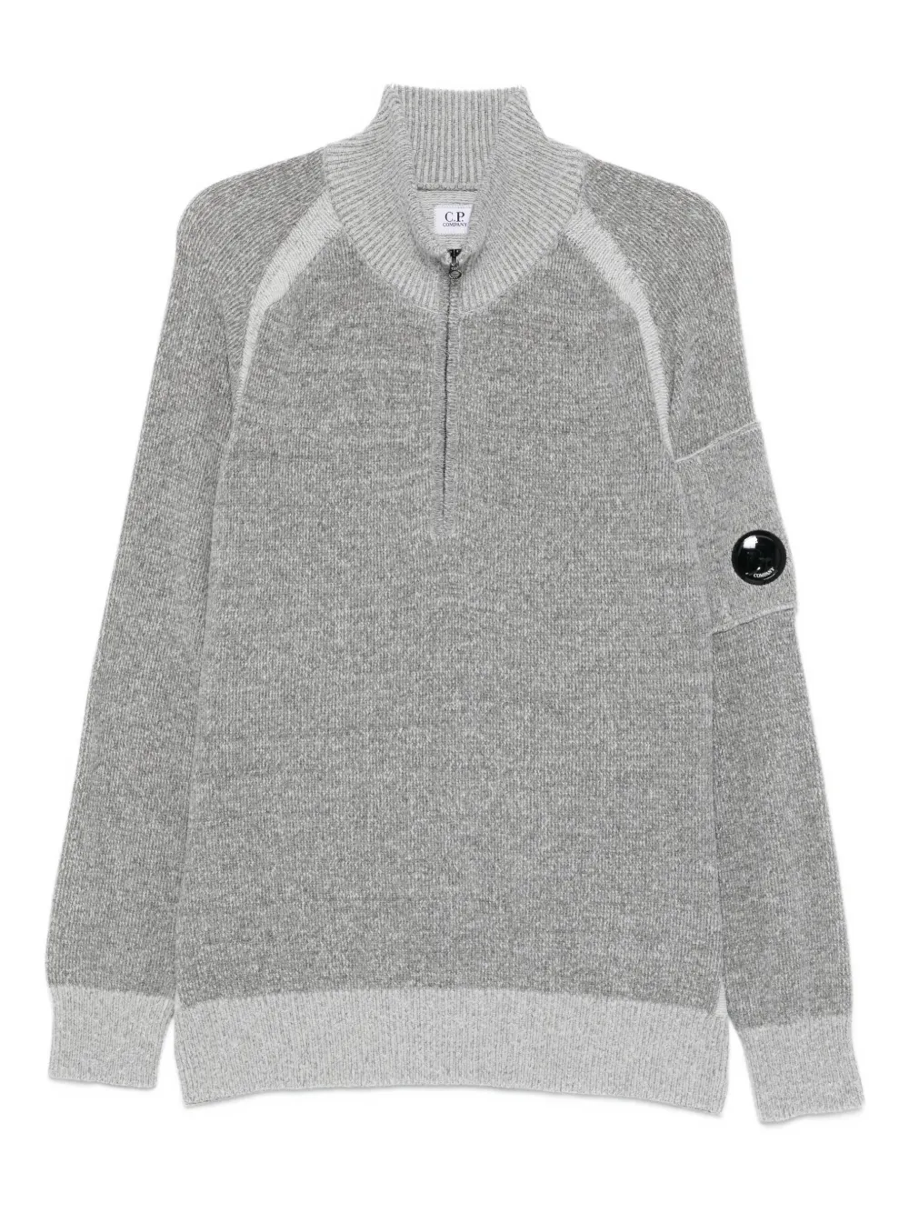 Свитер с застежкой-молнией у воротника и нашивкой с логотипом C.P. Company, серый
Свитер с застежкой-молнией у воротника и нашивкой с логотипом C.P. Company, серый