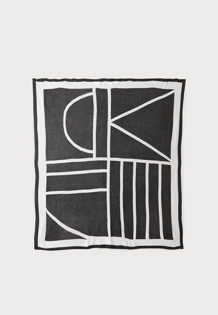 Шарф Vero Moda VMLIMA SQUARE SCARF, Black Detail/Oatmeal/Black
Шарф Vero Moda VMLIMA SQUARE SCARF, Black Detail/Oatmeal/Black