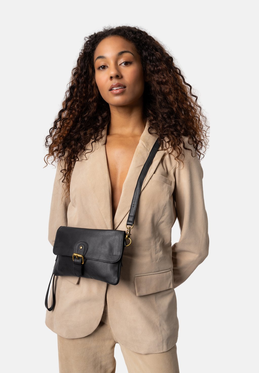 Сумка через плечо JODI - Across body bag RE:DESIGNED, черный
Сумка через плечо JODI - Across body bag RE:DESIGNED, черный